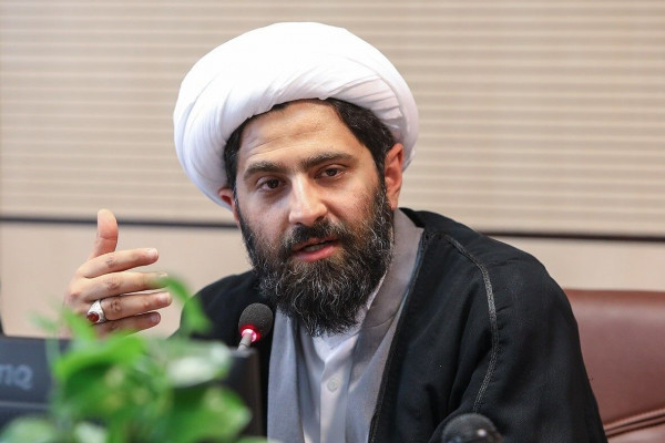«اتحاد مقدس» امت اسلامی، تنها راه مقابله با اسلامستیزان