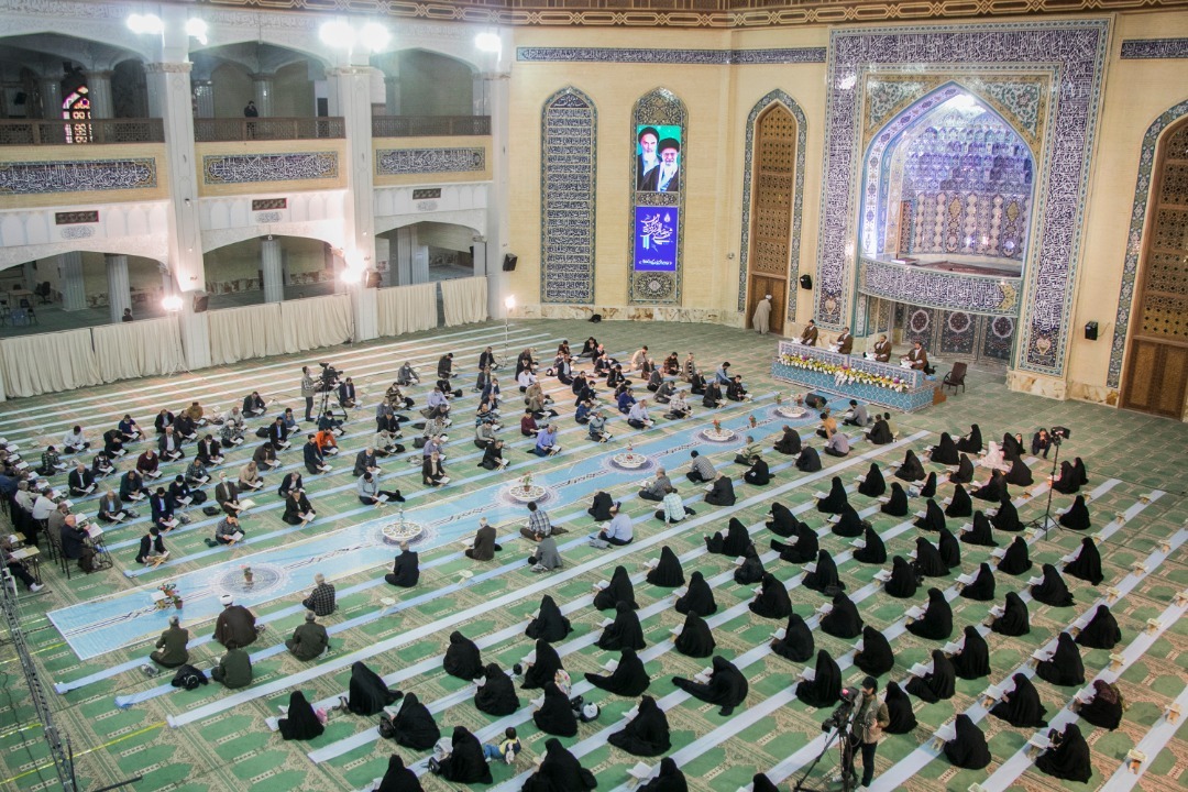جزءخوانی قرآن کریم در مصلی تبریز