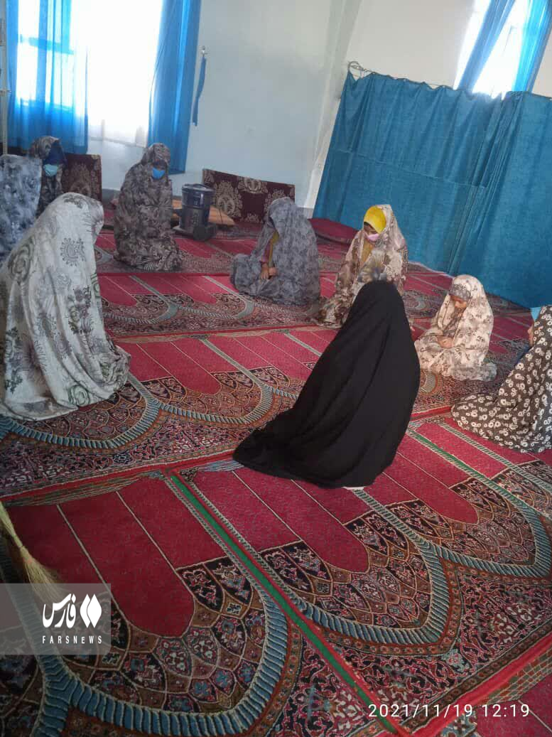 زوج طلبهای که آمار فرزندآوری یک روستا را بالا بردند +عکس زوج طلبهای که آمار فرزندآوری یک روستا را بالا بردند +عکس