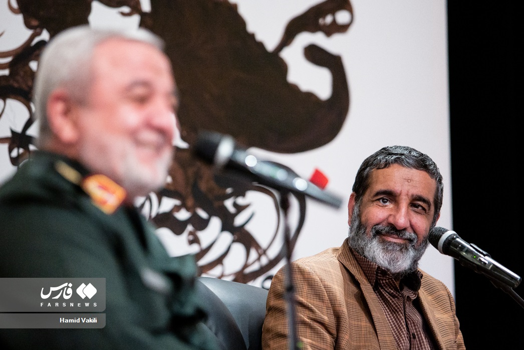 رونمایی از کتاب خاطرات مهدی سلحشور در دفاع مقدس/ از ۸۰ شهید در «باغ حاج علی» یاد کردم رونمایی از کتاب خاطرات مهدی سلحشور در دفاع مقدس/ از ۸۰ شهید در «باغ حاج علی» یاد کردم