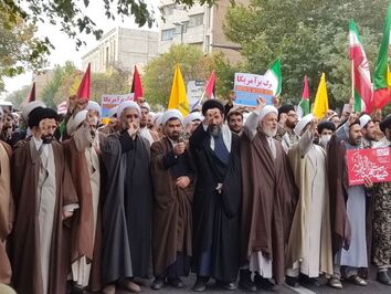 راهپیمایی یوم الله ۱۳ آبان در تبریز