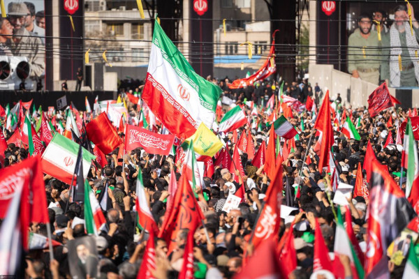 راه‌پیمایی اربعین امسال میعادگاه مطالبه‌ی انتقام و برائت از ظالمان است
