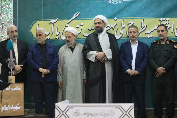 با حضور قاری بین المللی قرآن کریم و داور برنامه محفل، حاج احمدابوالقاسمی برگزار شد؛
