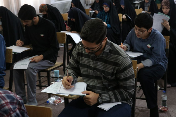 بیست‌ویکمین دوره آزمون اعطای مدرک تخصصی به حافظان قرآن کریم ویژه حفاظ 10 جزء، 20 جزء و کل قرآن کریم، همزمان با سراسر کشور در استان گیلان برگزار شد