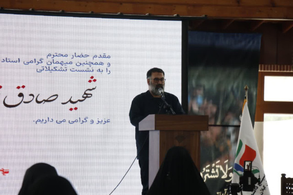 نشست تحلیلی «جنگ رمضان و نقش تبیینی دانشجویان»