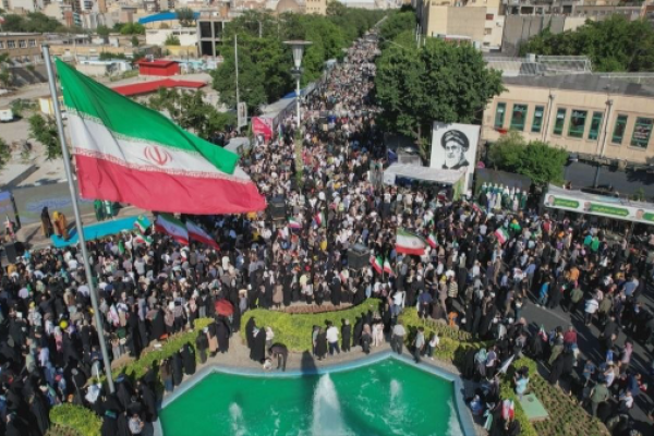 جشن کیلومتری غدیر در تبریز زیر پرچم امیرالمؤمنین(ع)
