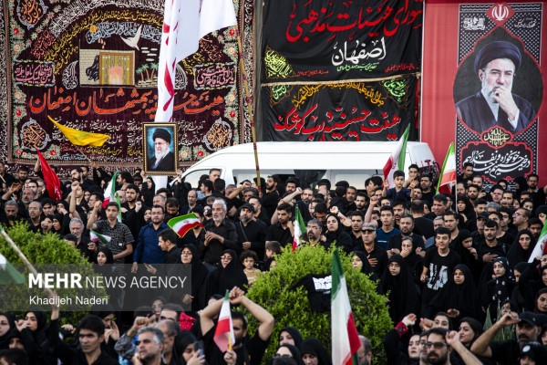 اجتماع بزرگ عاشورایی «یوم الحسین (ع)» در نصف جهان