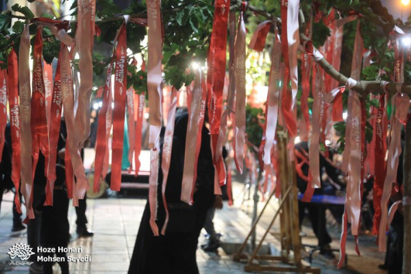 آیین رونمایی هم‌نگاره «وقت بوییدن گل»