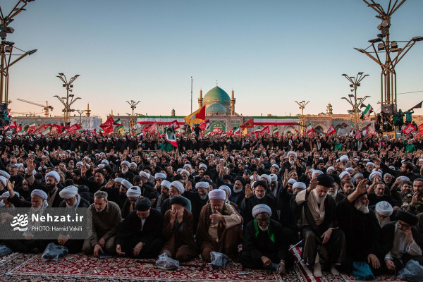مراسم تشییع پیکر رهبر شهید انقلاب در مشهد مقدس برگزار شد
