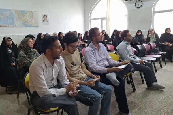 برگزاری دومین پودمان از دوره‌های معارف اسلام ناب در کرمانشاه