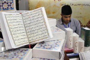 توزیع بیش از ۲۰۰۰ جلد کتاب بین موسسات و خانه های قرآن و مساجد آذربایجانشرقی
