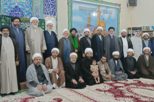 نشست هم‌اندیشی ائمه جماعات منطقه مرکزی آبادان برگزار شد